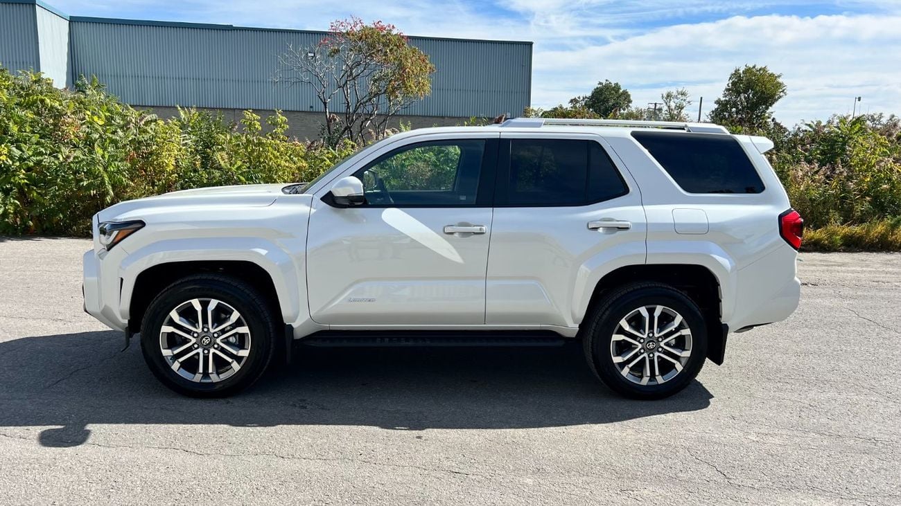 تويوتا فور رنر Limited 2.4L Turbo 7-Seater 7-Seater