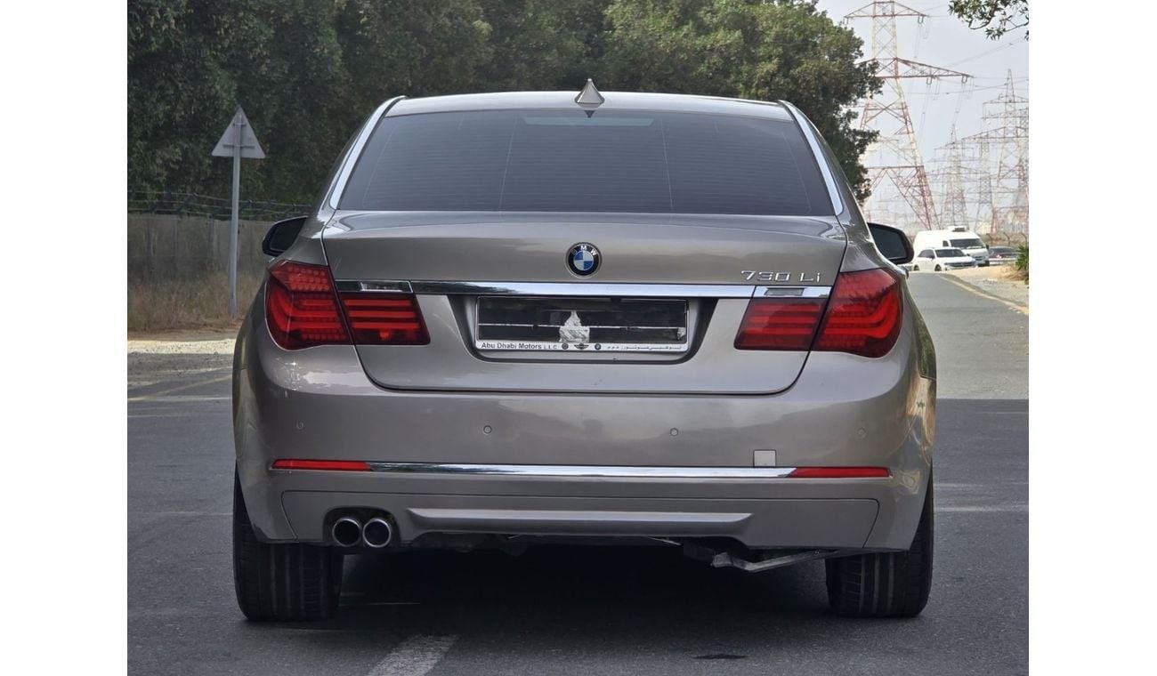 BMW 730Li Middle East Edition 4.0L BMW 730 LI 2013 GCC FULL OPITION // PERFECT CONDITION