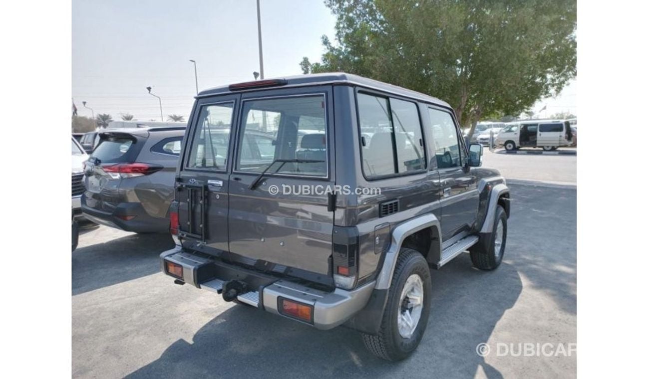 Toyota Land Cruiser 70 4.0L 3 Doors 2021