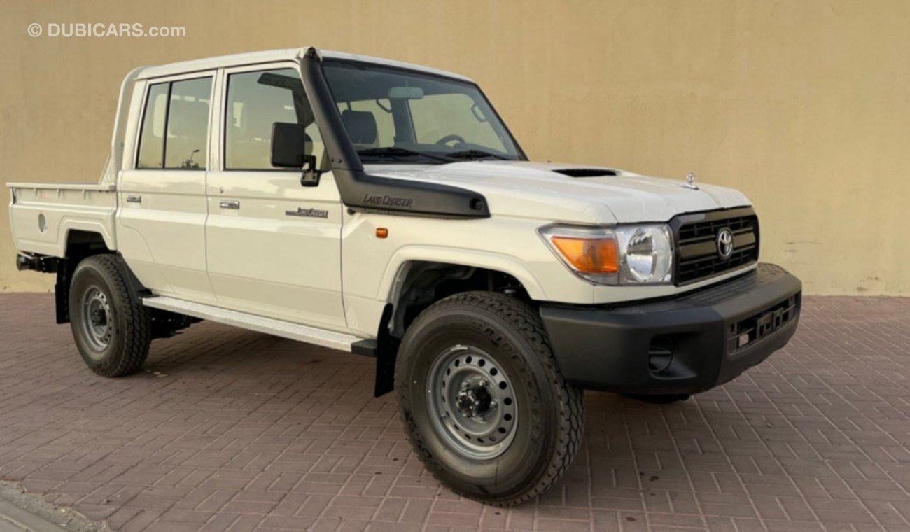 تويوتا لاند كروزر بيك آب TOYOTA LAND CRUISER PICK UP DC 4.5L DIESEL 2022 MODEL