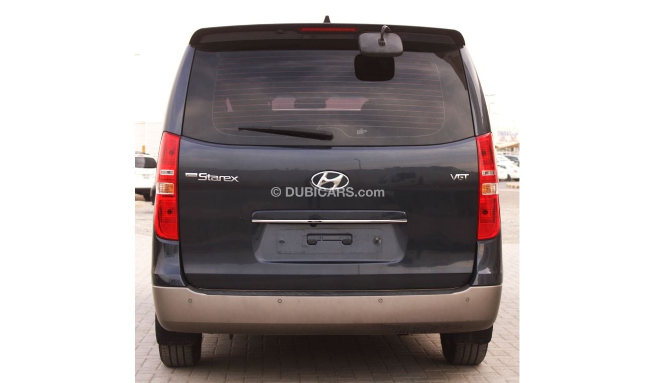 Hyundai H1 Starex Hyundai H-1 Starex GCC 2018 in excellent condition