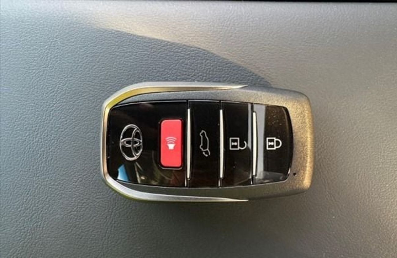 Toyota Land Cruiser TOYOTA LC300 VXR - 3.5L - PET - AT - FULL OPTION - 2026 MY ( YEMEN )