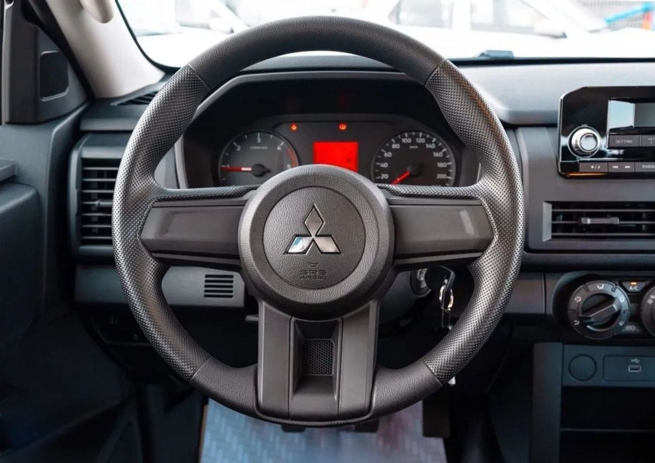Mitsubishi L200 GL Mitsubishi L200 4WD 2.4L Diesel MT 2025