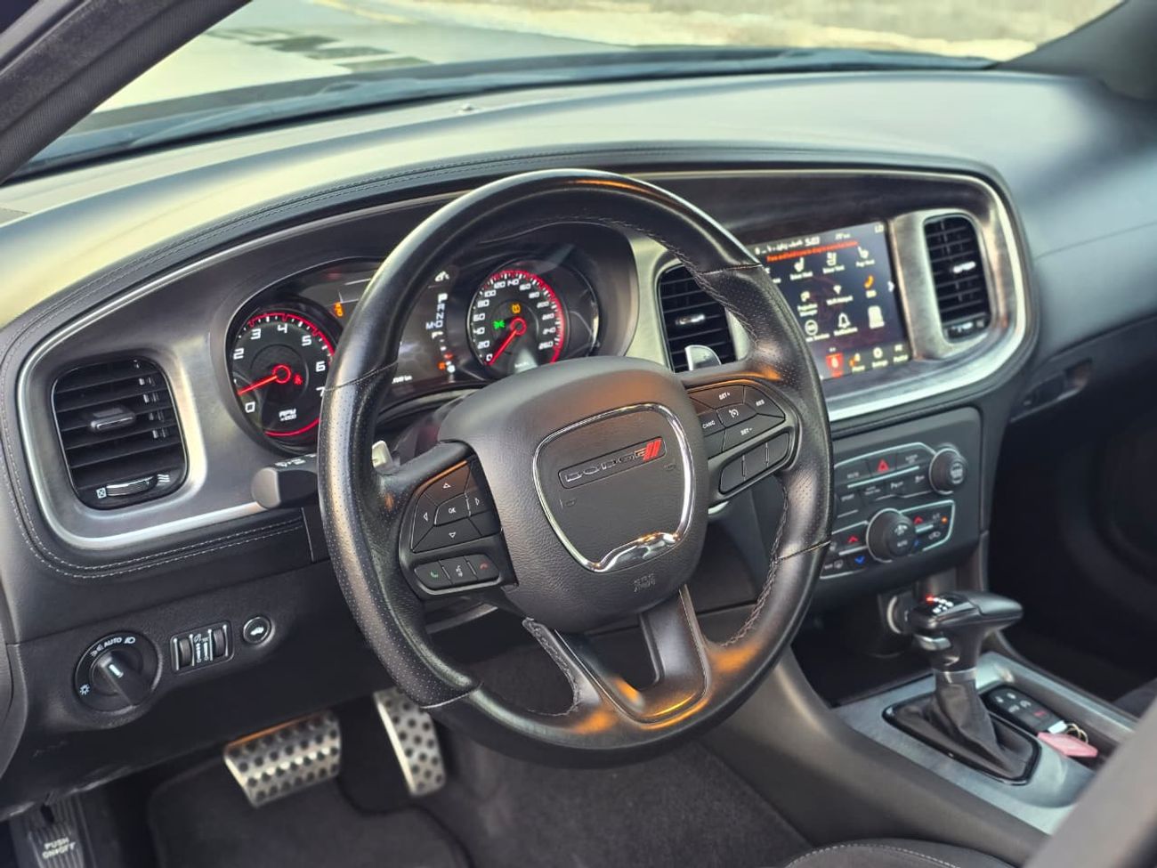 Dodge Charger Daytona R/T 5.7L DODGE CHARGER DAYTONA 2023 R/T V8 ORGINAL PAINT // LOW MILEAGE // PERFECT CONDITION