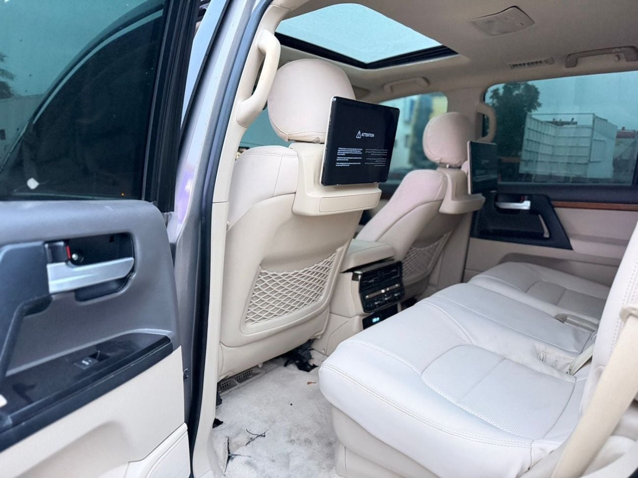 Toyota Land Cruiser GXR+ 4.0L