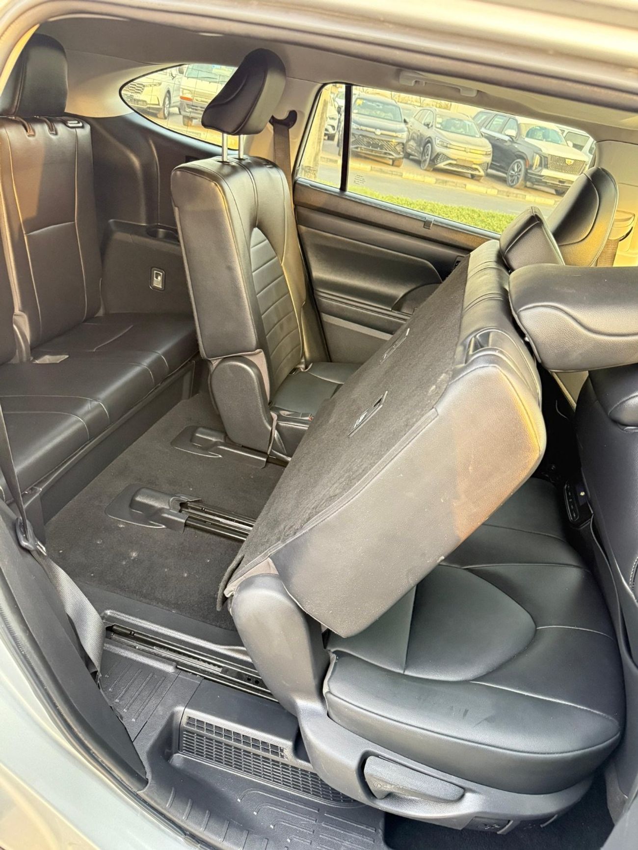 Toyota Highlander XLE Hybrid 2.5 L Full Option 2022