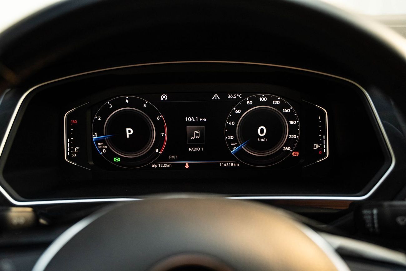 فولكس واجن تيجوان Elegance 2.0L SE 2020 Full Service History GCC 2.0L