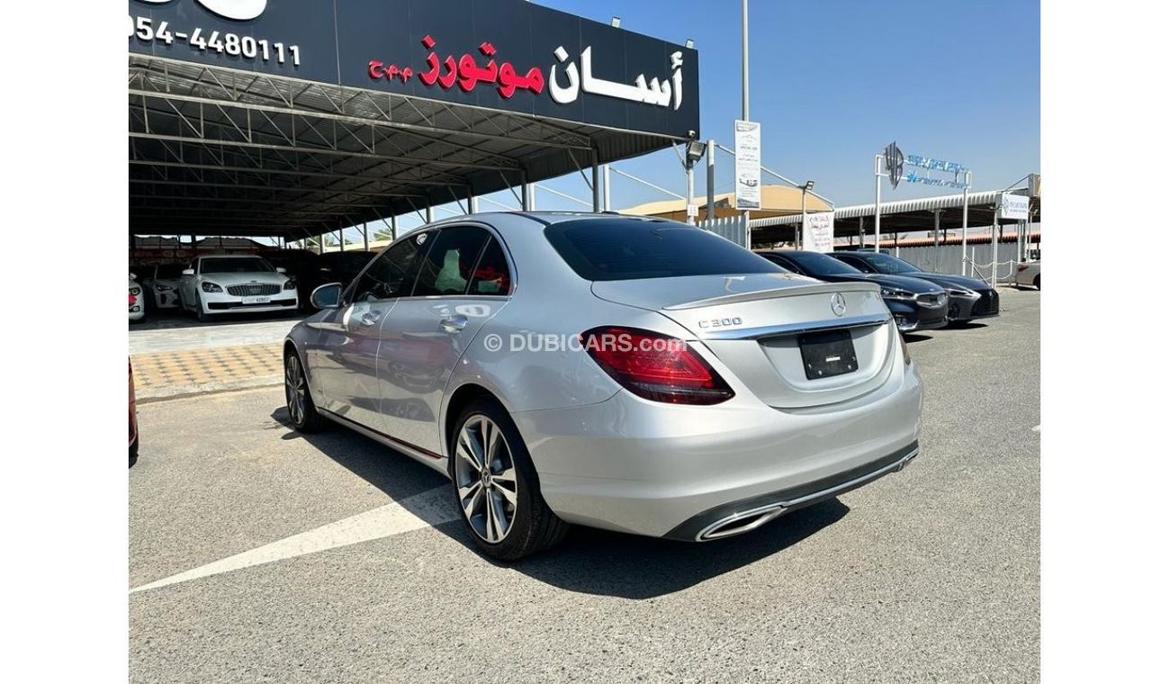 Mercedes-Benz C 300 Luxury