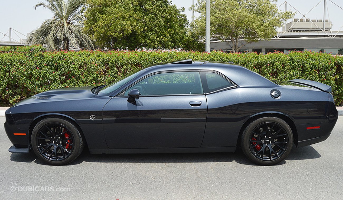 Dodge Challenger Hellcat, 6.2 V8 GCC Specs, 707hp, w/ Warranty at Al Futaim Trading Enterprises, Full Service History