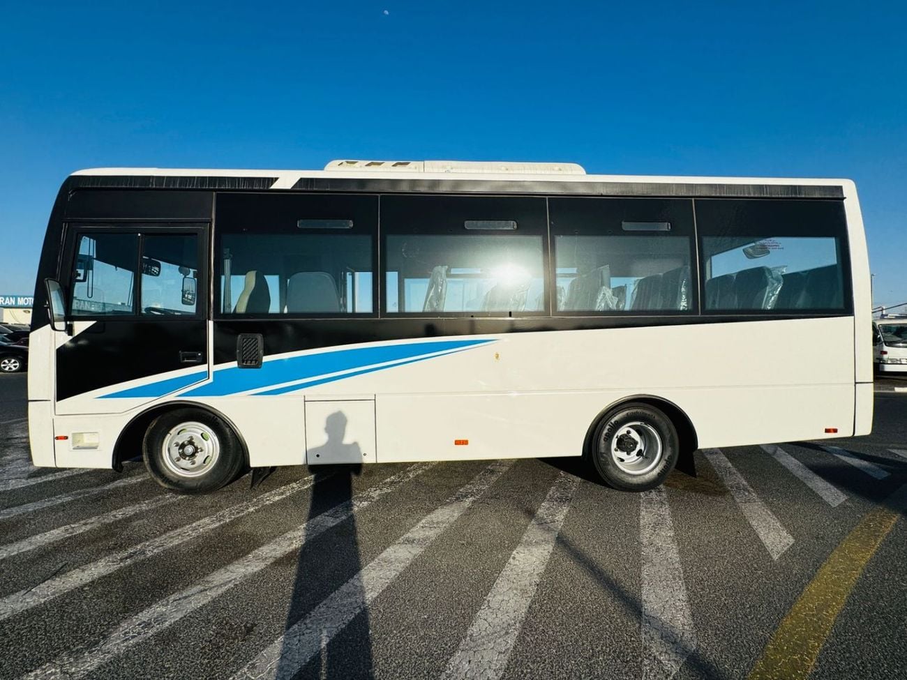 اشوك ليلاند Gazl أشوك ليلاند  باص صغير