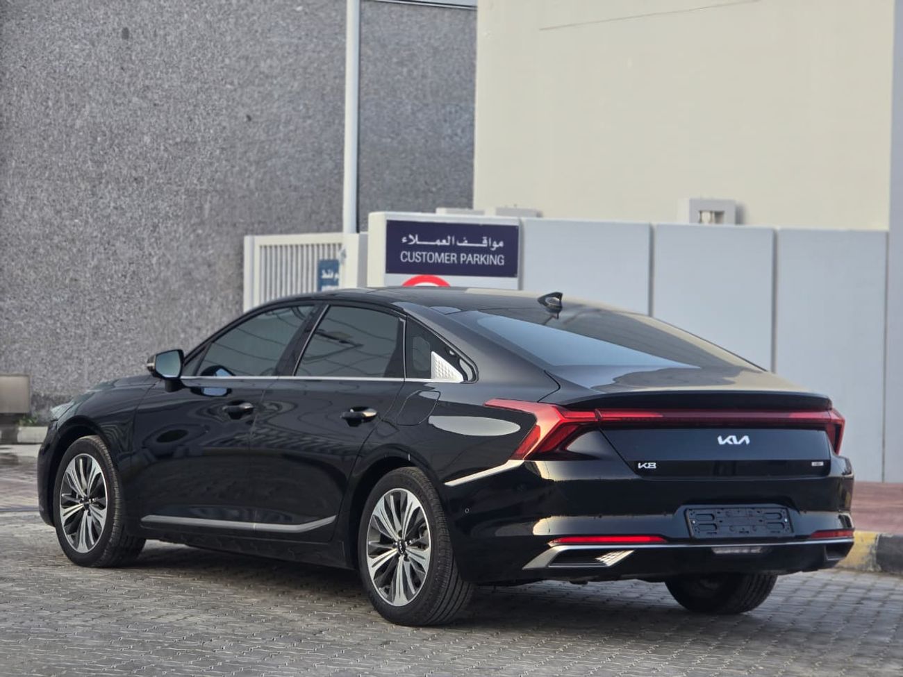 Kia K8 Hybrid 1.6T KIA K8 2024 // KOREAN // ORGINAL PAINT // 2KEYS // FULL OPITION // PERFECT CONDITION // 