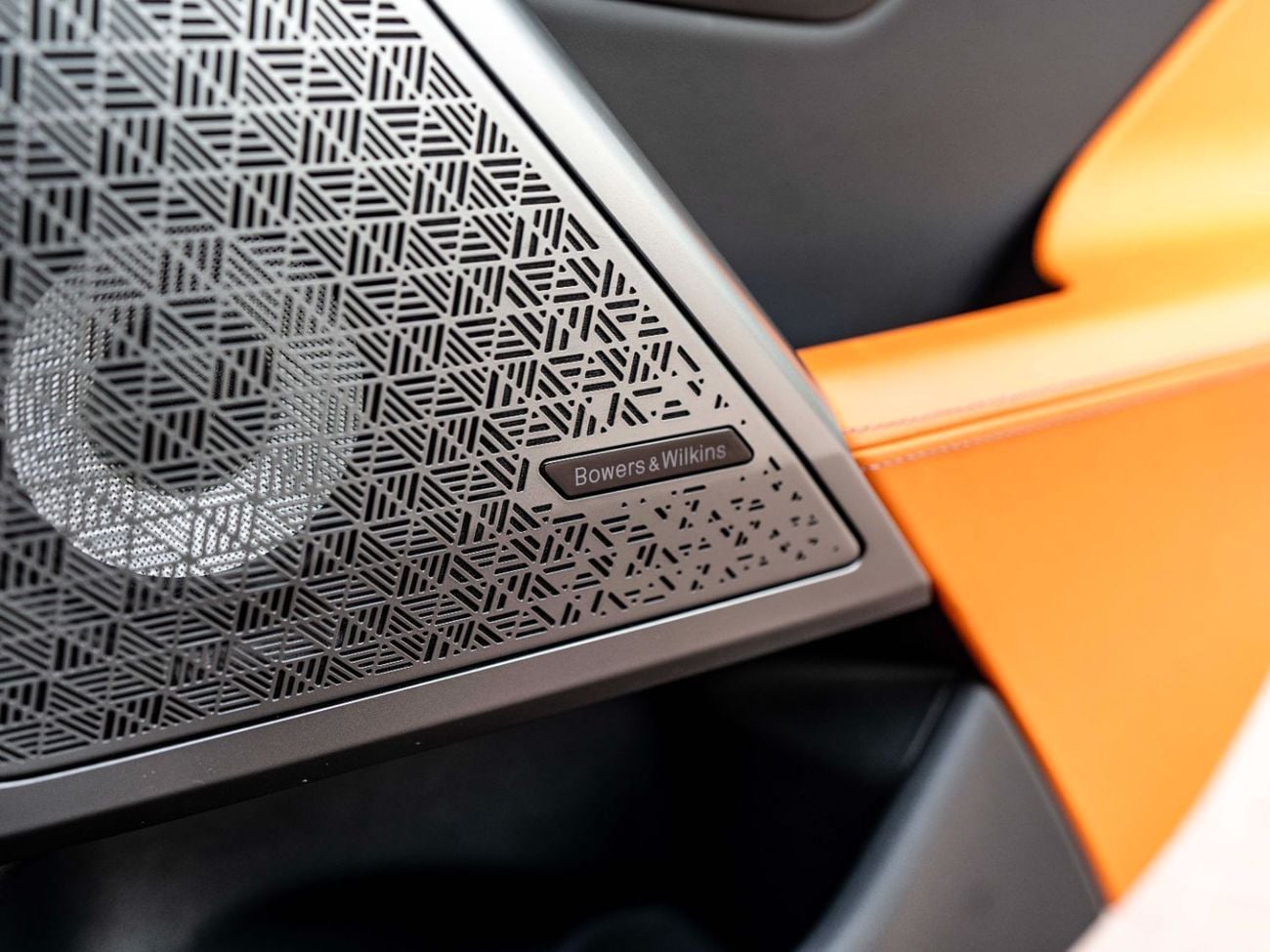 بي أم دبليو M5 STD