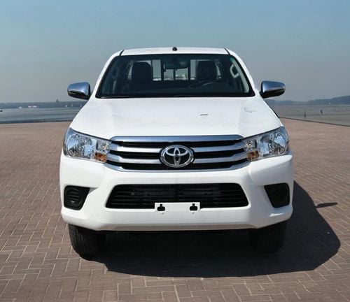 Toyota Hilux DLX 2.4L