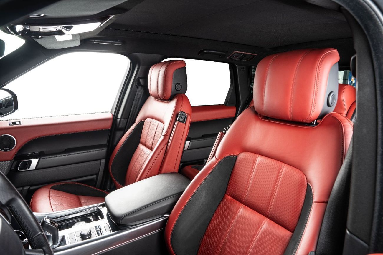 Land Rover Range Rover Sport HSE Dynamic 3.0L Range Rover Sport V6 HSE Dynamic GCC Al-Tayer warranty till 2026 showroom condition