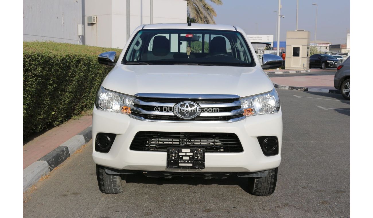 تويوتا هيلوكس GL تويوتا هايلكس 2018 حليجي جير عادي بترول فورويل