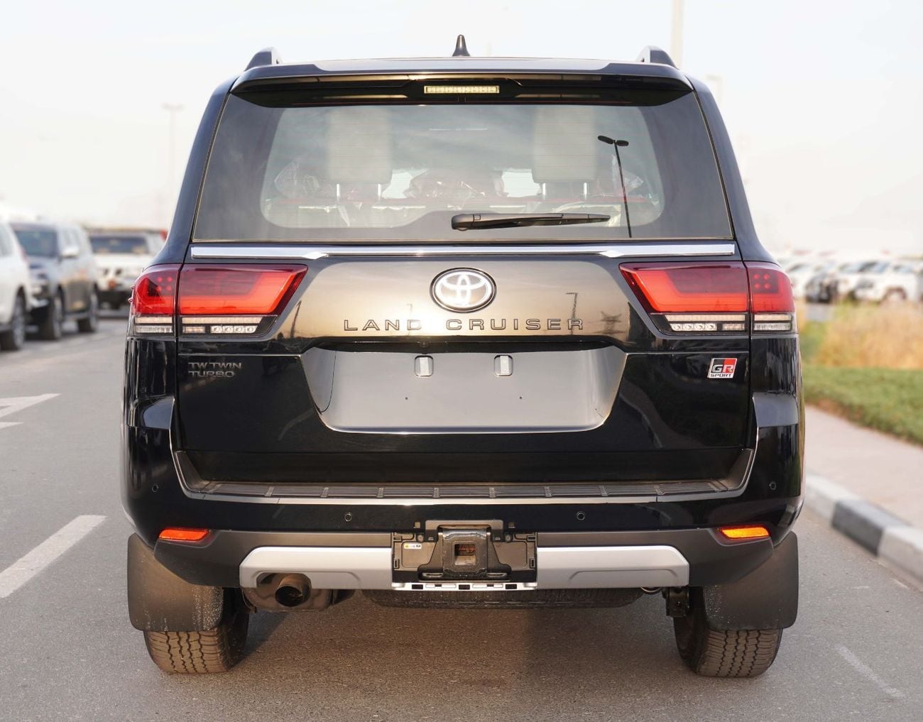 Toyota Land Cruiser GRS 3.3L TDSL (FR&RR DIFF LK, BSM, PKSB, 360 CAMERA)
