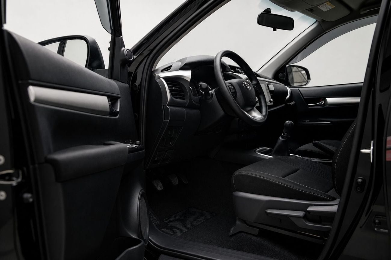 Toyota Hilux 4X2 2.7L - Attitude Black Inside Black | Export Only