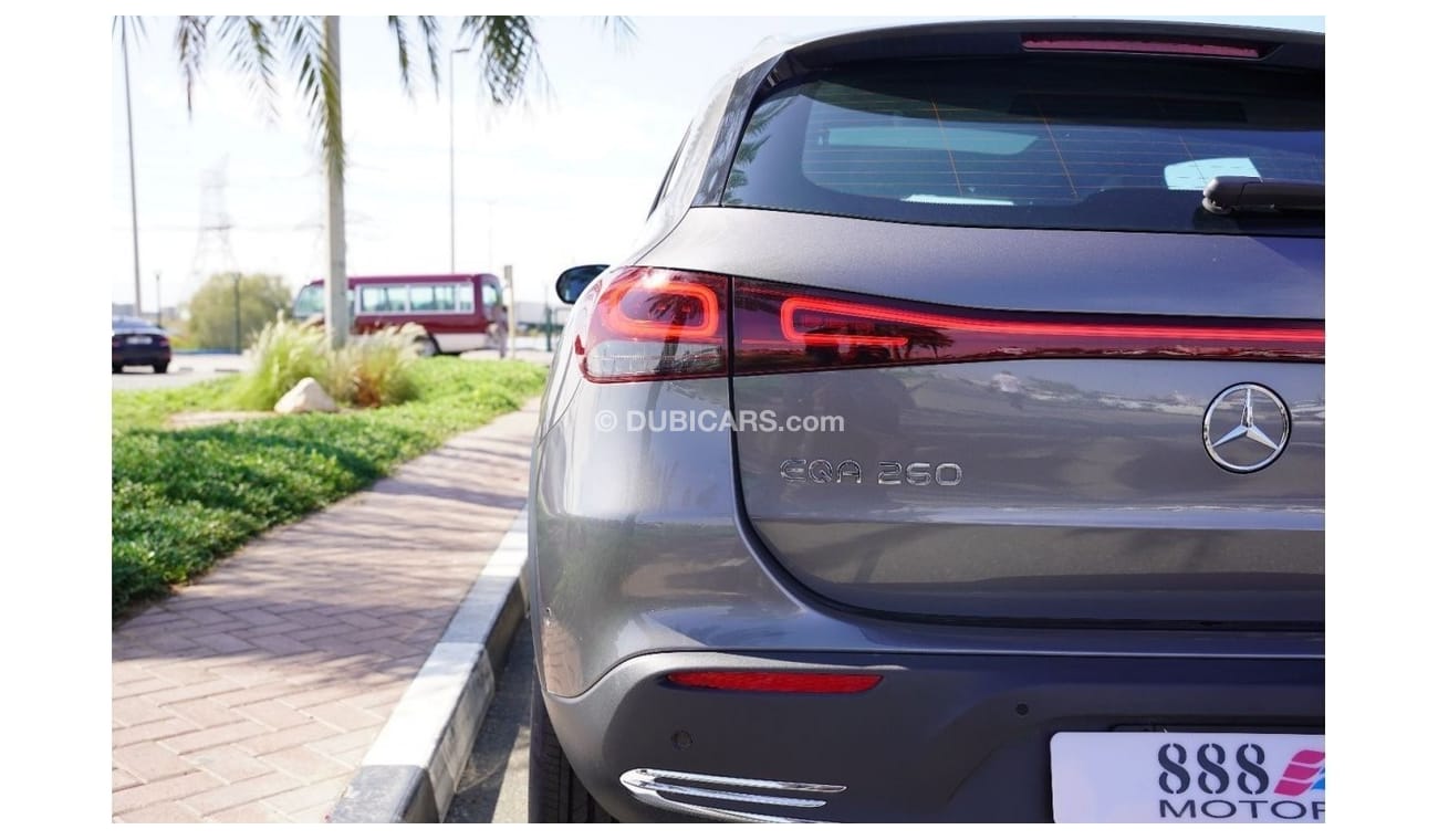 Mercedes-Benz EQA 250 2022 Mercedec-Benz EQA260 Gray SUV 4Matic 0Km