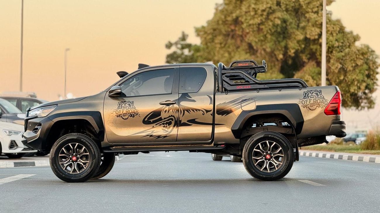 Toyota Hilux GR SPORTS SMART CAB | 2023 | RHD | 2.8L DIESEL ENGINE | AUTOMATIC TRANSMISSION | 4WD | 4X4 SPORTS BA
