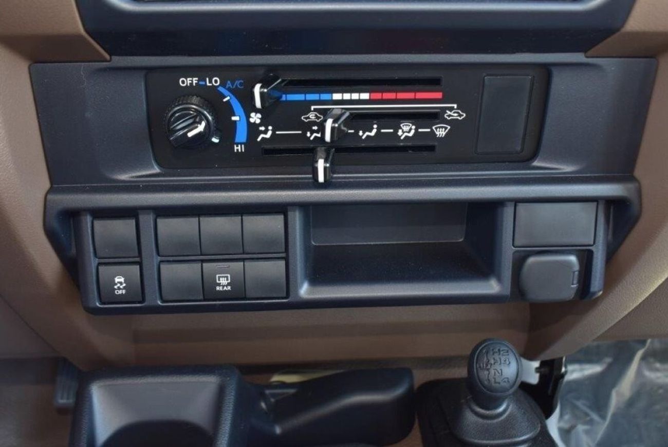 تويوتا لاند كروزر 70 71 SWB V6 4.0L PETROL 4WD MT