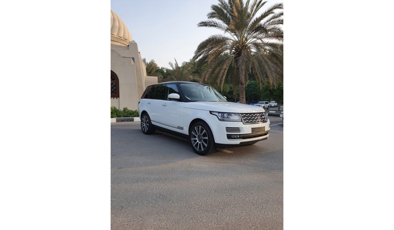 Land Rover Range Rover Vogue SE Supercharged Range Rover Vogue 2015 GCC