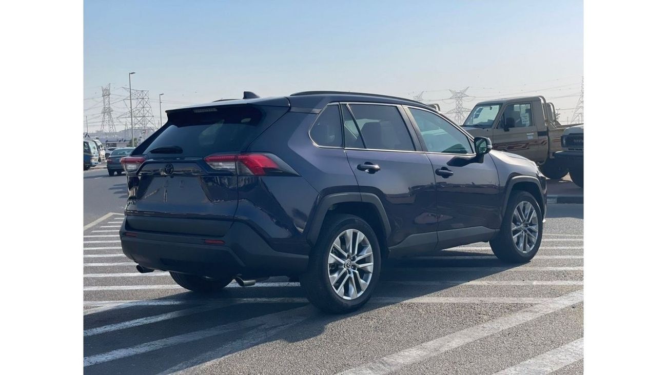 Toyota RAV4 2022 Toyota Rav4 XLE Premium Full Option - 2.5L V4 - 4x4 AWD -