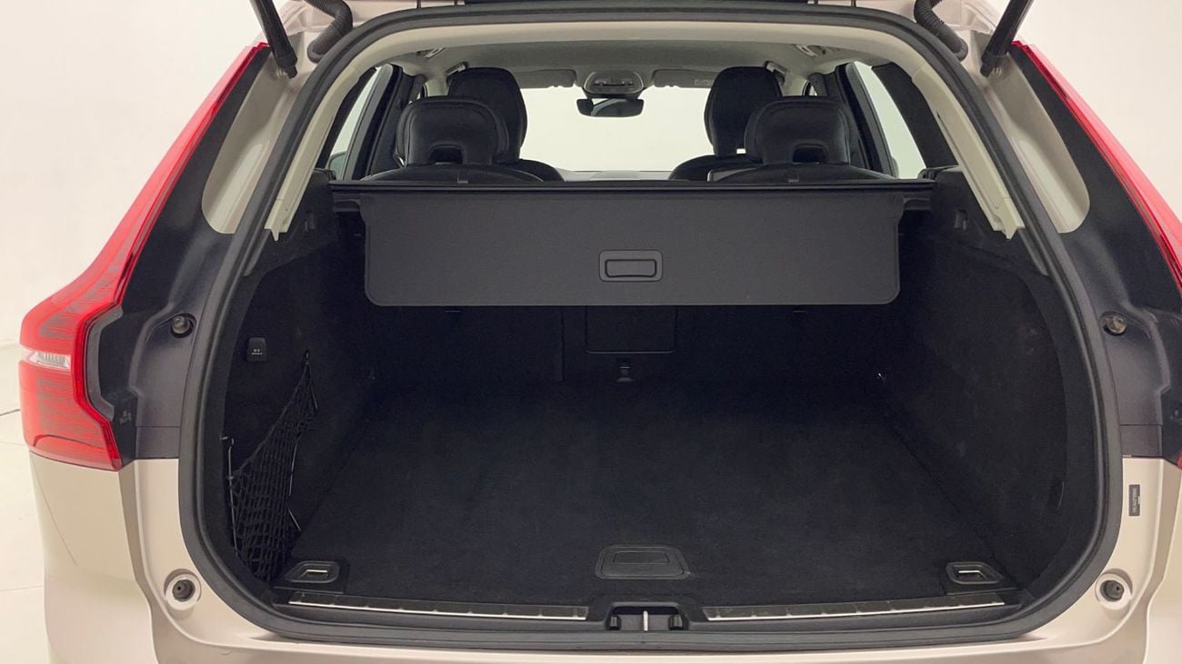 فولفو XC 60 2L 2023 | 0 DP | 1509/Month | 30 Day Return | Service History