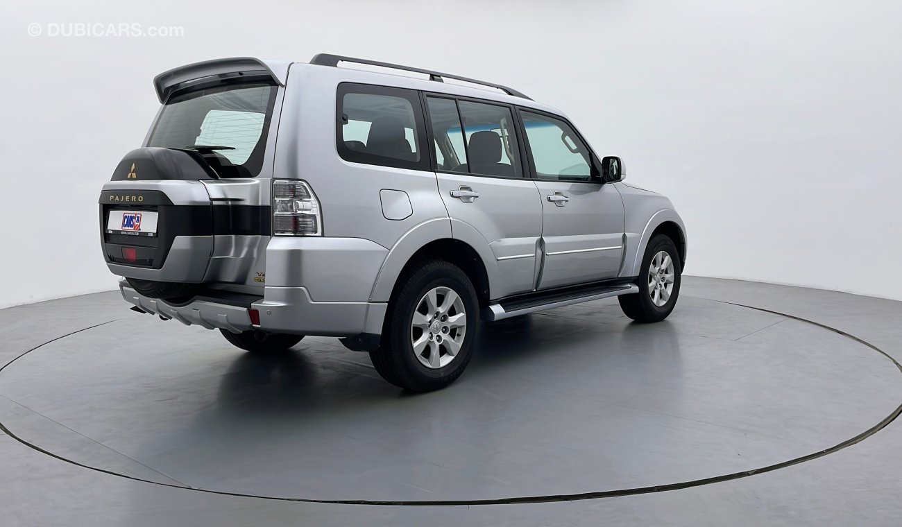 Mitsubishi Pajero GLS MIDLINE WITH SUNROOF 3.5 | Under Warranty | Inspected on 150+ parameters