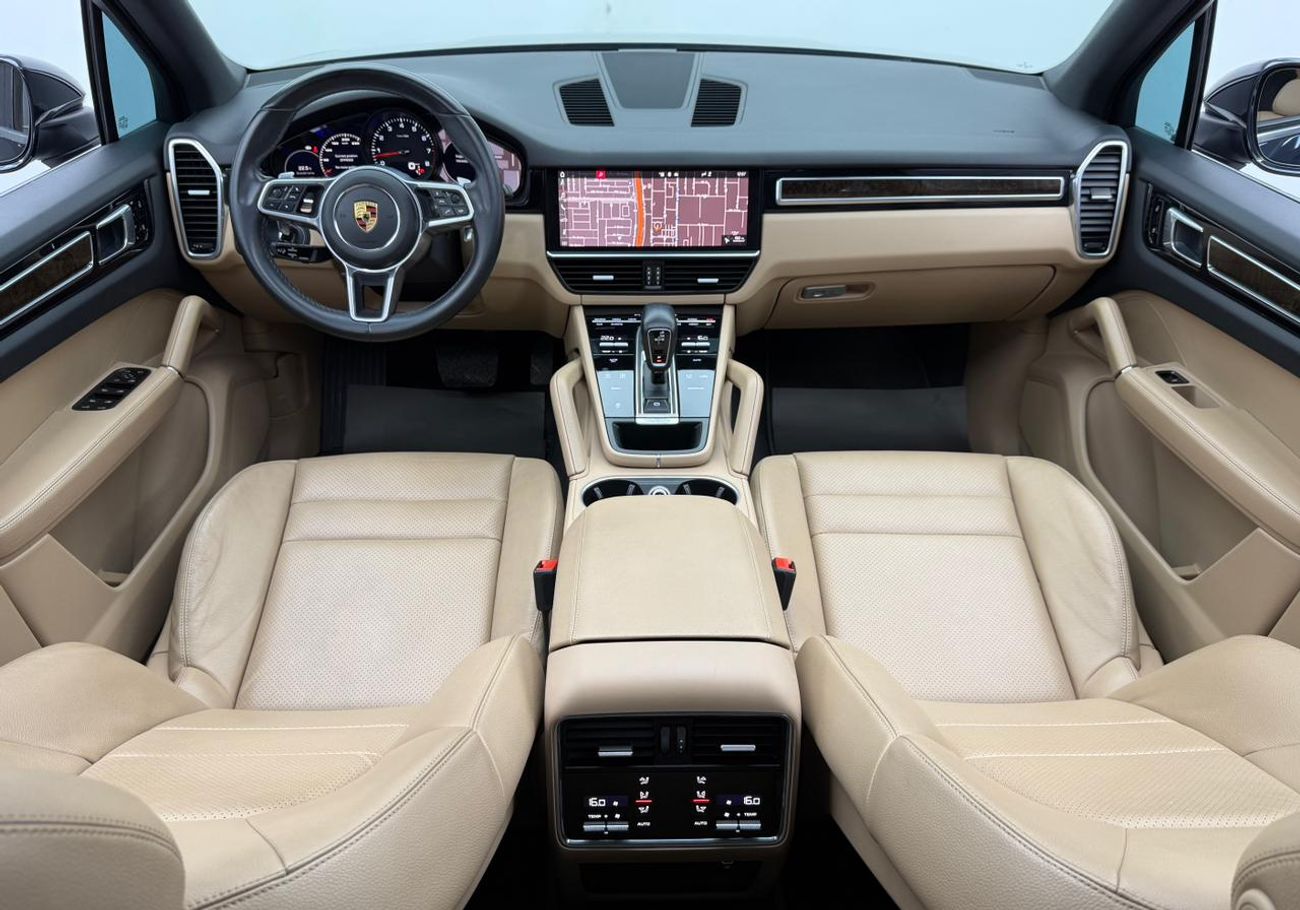 Porsche Cayenne 2021 Porsche Cayenne, Warranty, Full Porsche Service History, Excellent Condition, GCC