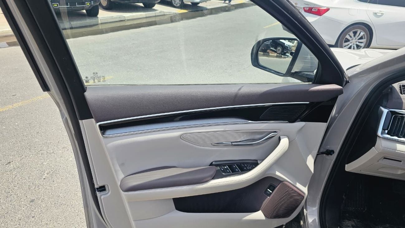 بي واي دي سونغ بلس DM-I 1.5L 112KM RANGE PLUG-IN HYBRID