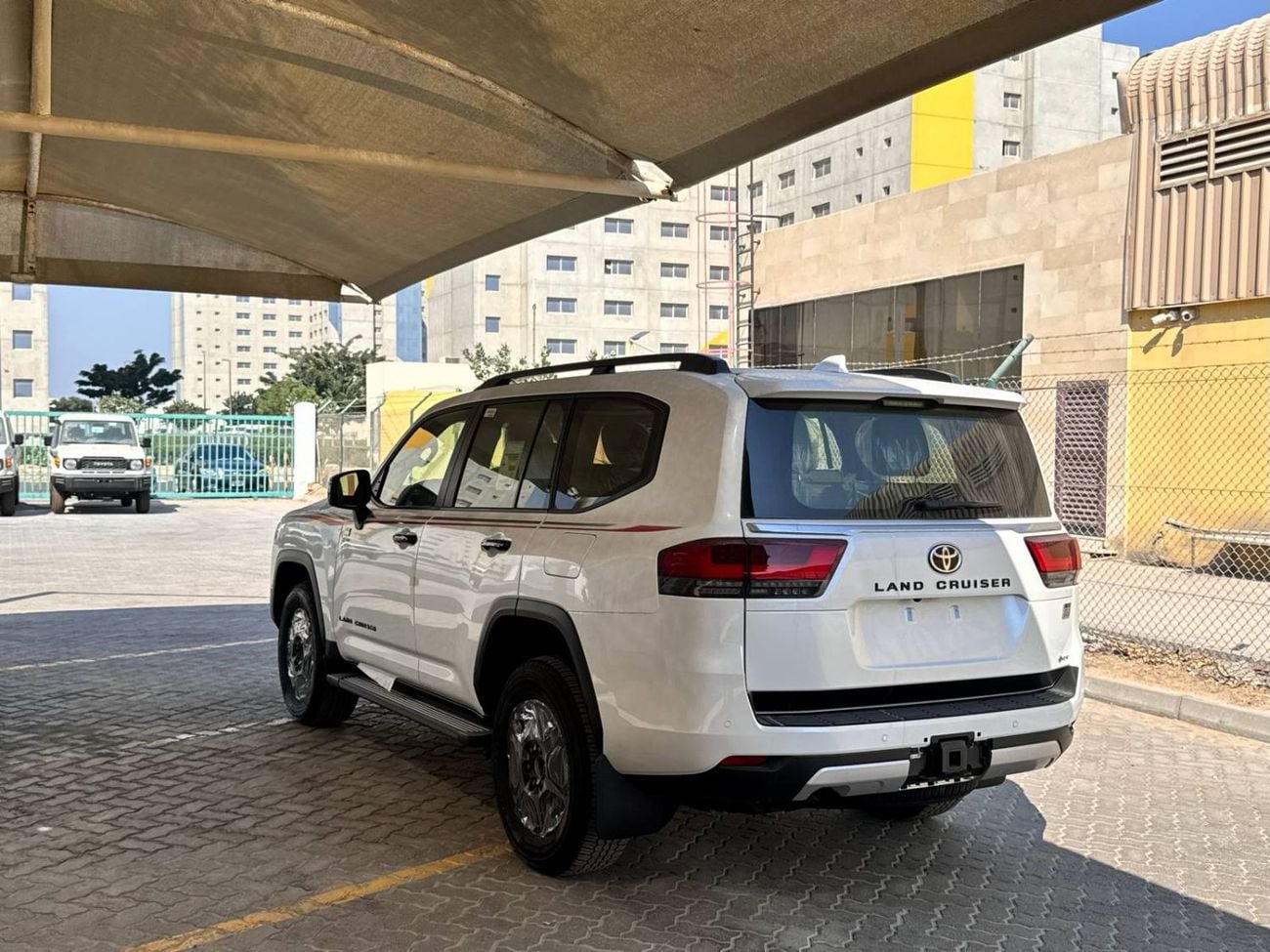 Toyota Land Cruiser GR SPORT 2025 TOYOTA L/C300 GR-S 3.5L PETROL HYBRID BRAND NEW 0KM