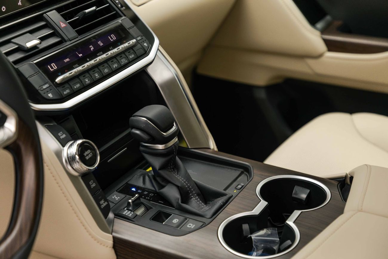 تويوتا لاند كروزر GXR S 4.0L - Grey Mettalic Inside Beige | Export Only