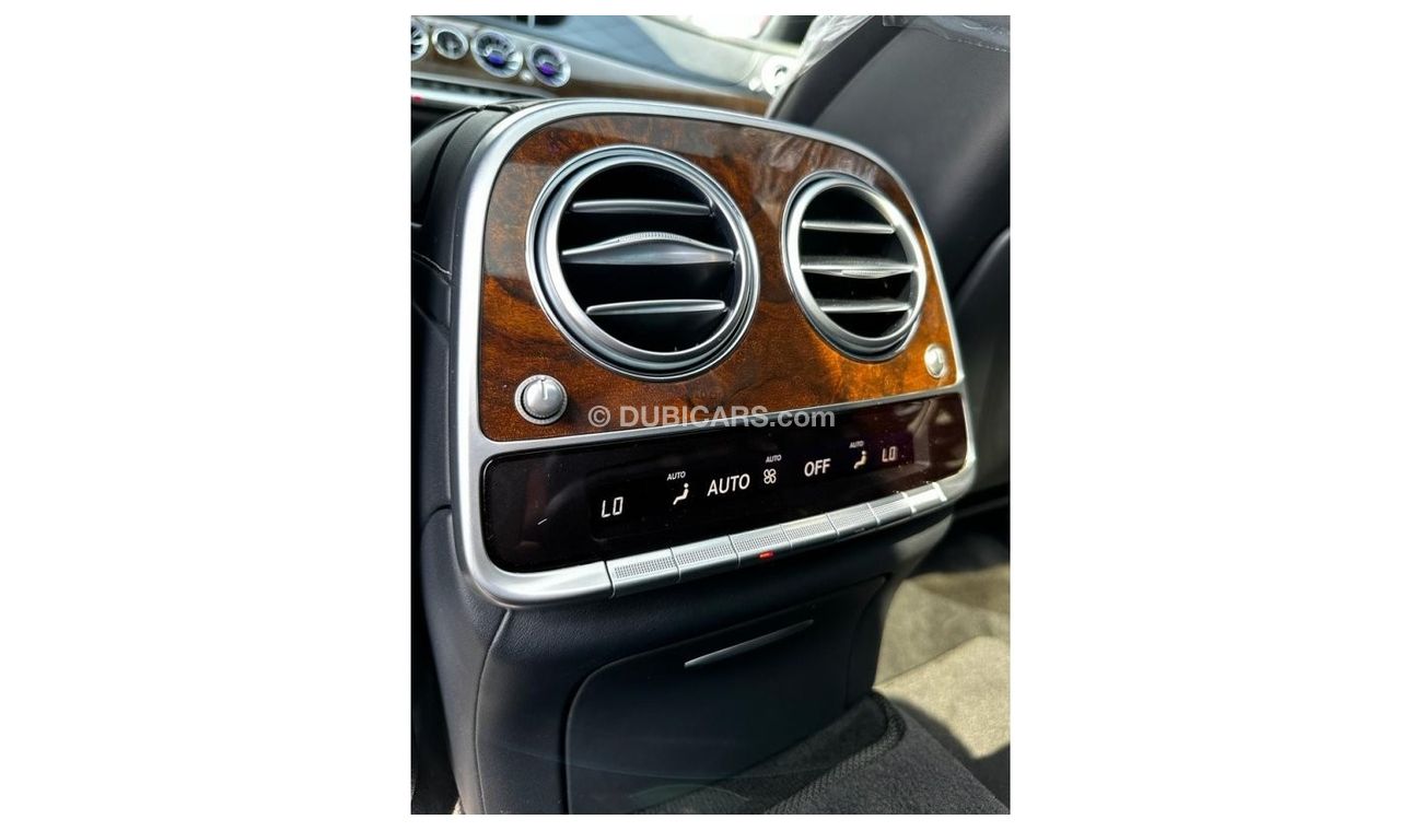 مرسيدس بنز S 550