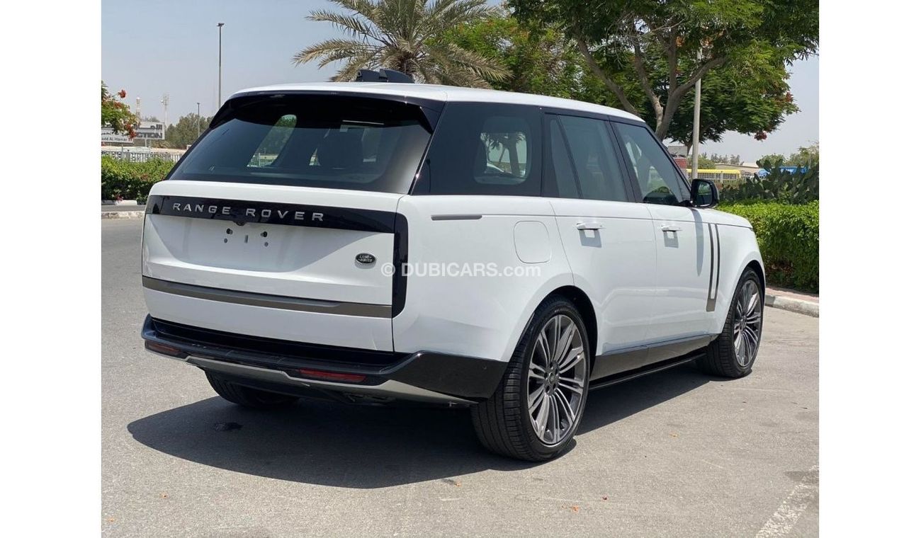 Land Rover Range Rover GCC SPECC UNDER WARRANTY AND SERVICE CONTRACT