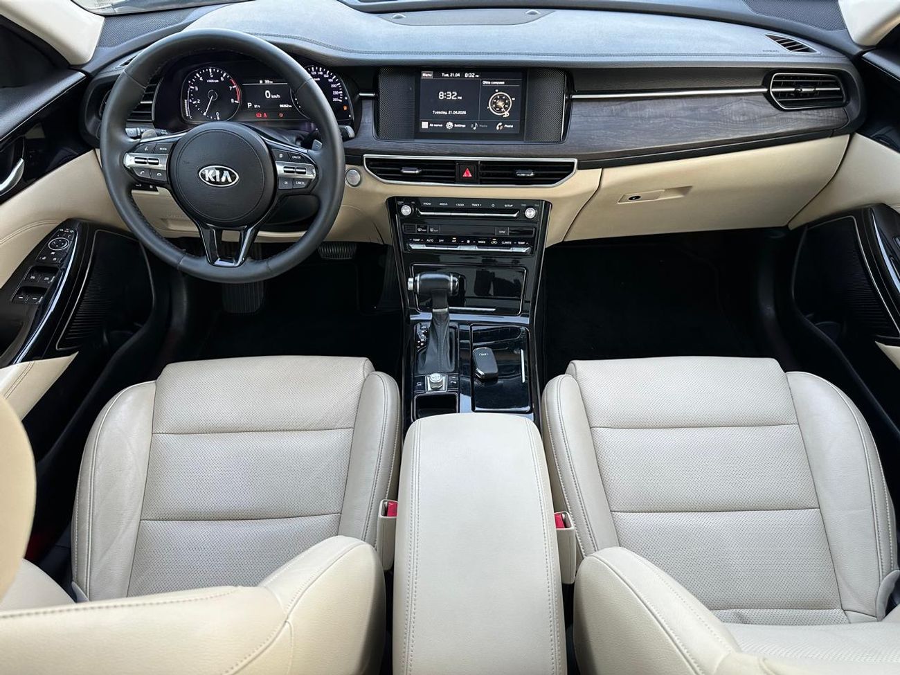 Kia Cadenza Kia Cadenza_Gcc_2021_Excellent_Condition _Full option