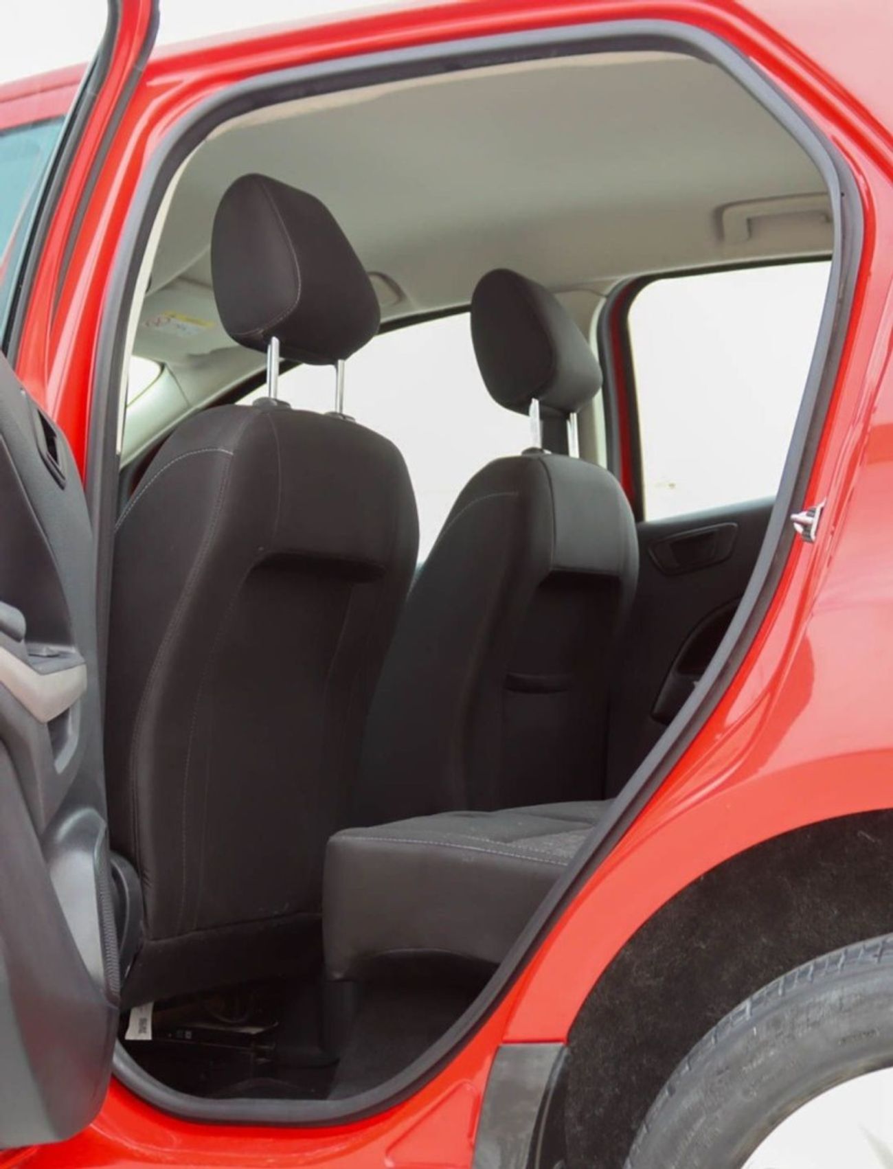 Ford EcoSport Ford EcoSport 2020 GCC 1.5 L accident-free in excellent condition 478 P.M