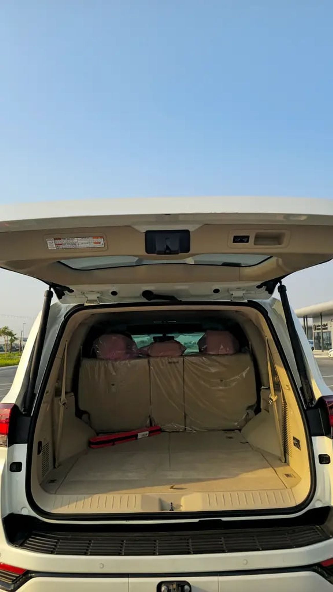 Toyota Land Cruiser GXR GCC Specs