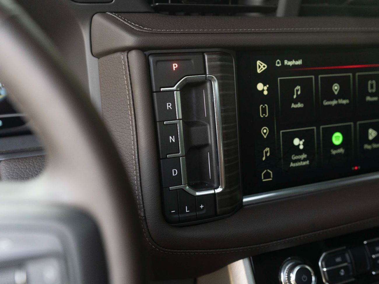 جي أم سي يوكون 6.2 V8 Denali (AWD)