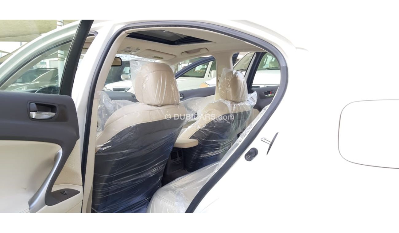 لكزس IS 250 وارد - رقم واحد - فتحة - جلد - رنجات  - بحالة ممتازة لاتحتاج لاى مصاريف