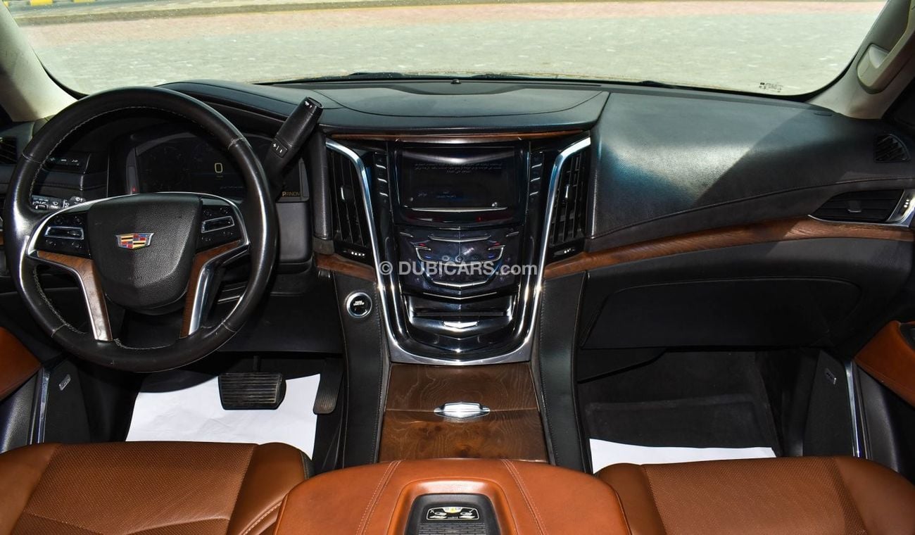 Cadillac Escalade Platinum BLACK EDITION 2015 GCC LOW KILOMETER PERFECT CONDITION