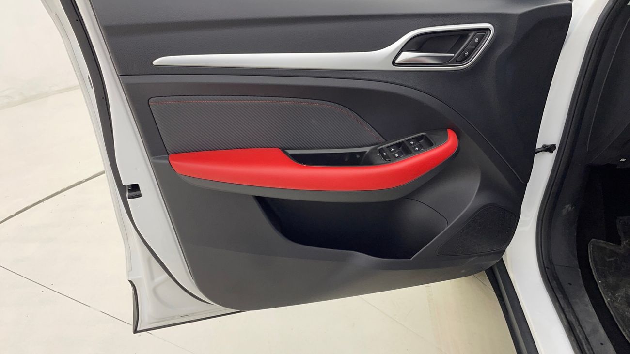 MG ZS LUXURY TROPHY 1.3 | Zero Down Payment | Home Test Drive