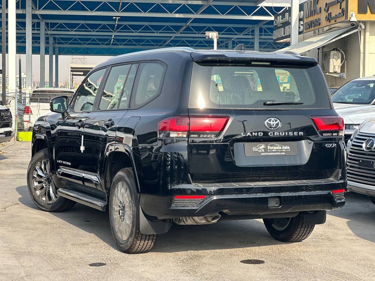 Toyota Land Cruiser GXR 4.0L PTR A/T // 2026 // High Option with DVD&Back Camera , Cooling Seats , Rear Screen // Special Of