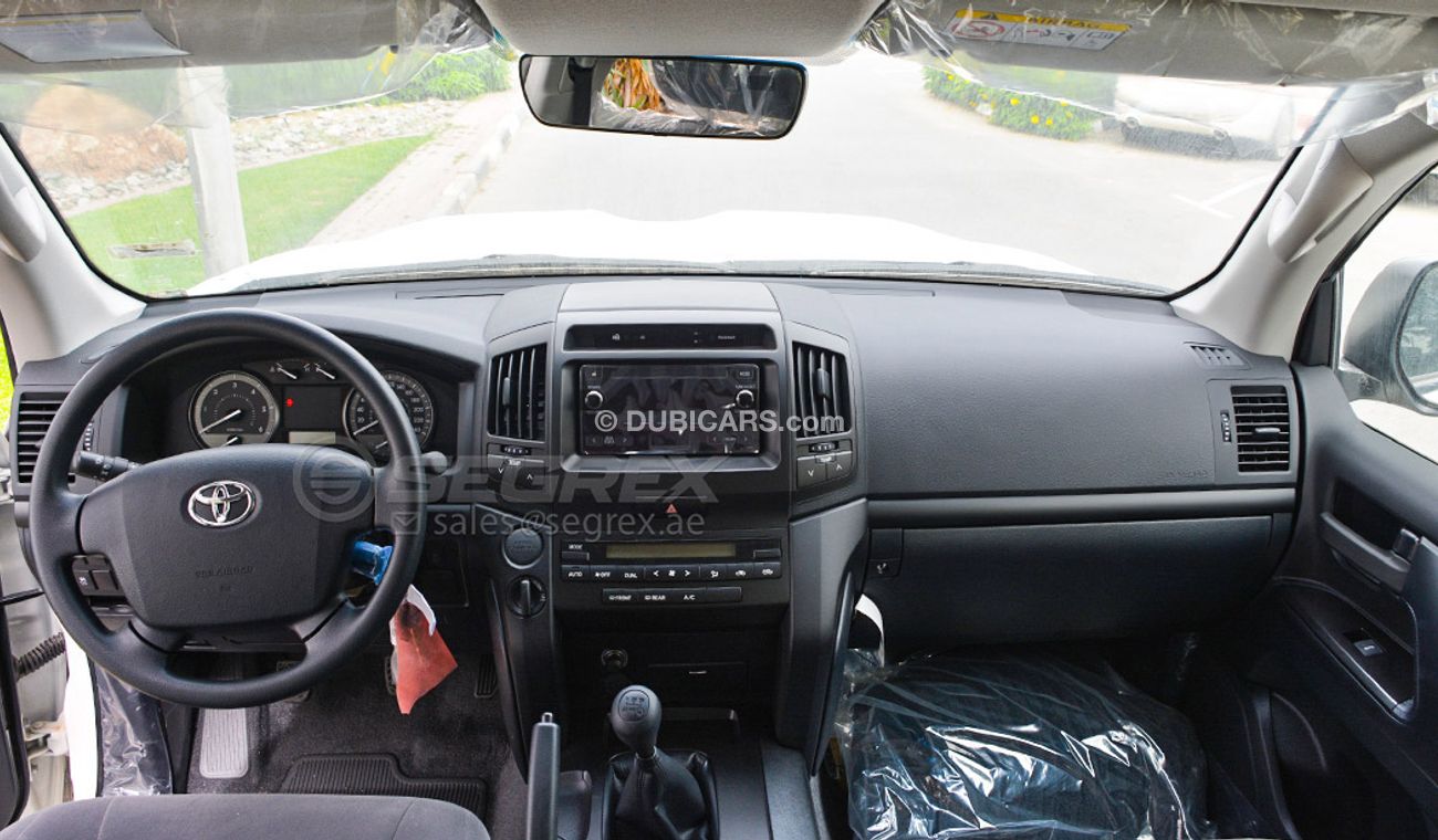 Toyota Land Cruiser L200 M/T DIESEL 4.5. SWING DOORS