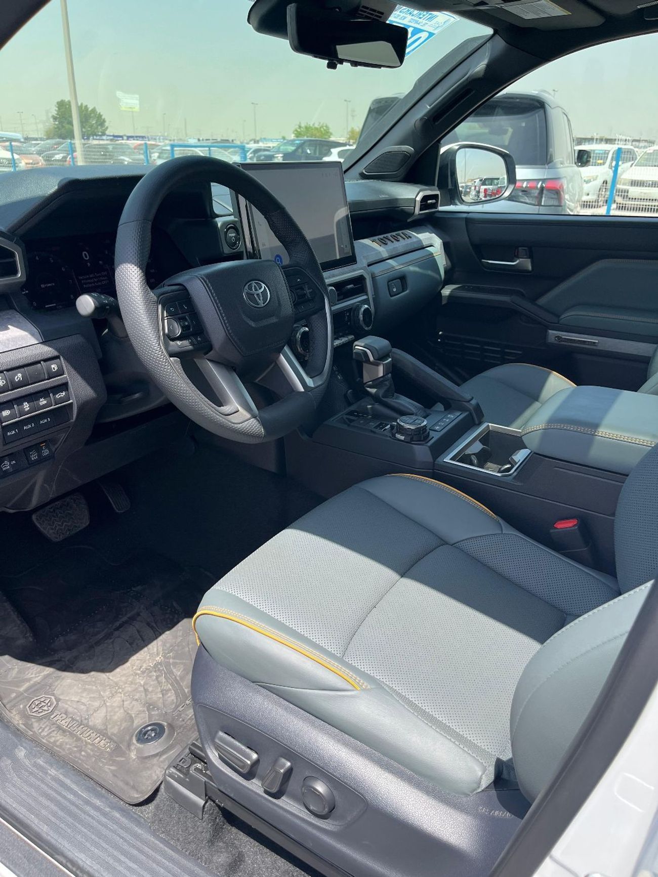 Toyota Tacoma Toyota Tacoma Trailhunter 2024!!! Best Price for Export