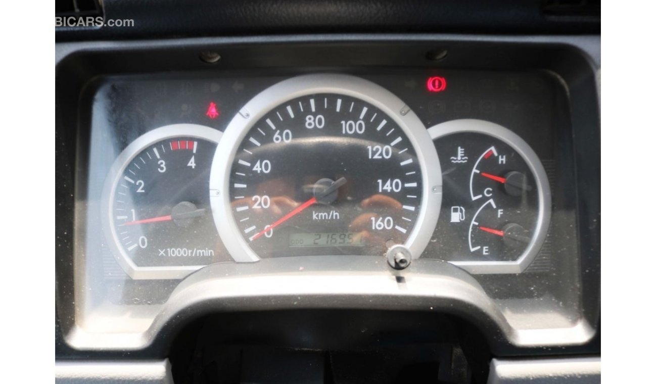 Mitsubishi Fuso Canter 2017 | MITSUBISHI FUSO CANTER | ORIGNAL BODY UTILITY TRUCK WITH GCC SPECS AND EXCELLENT CONDITION