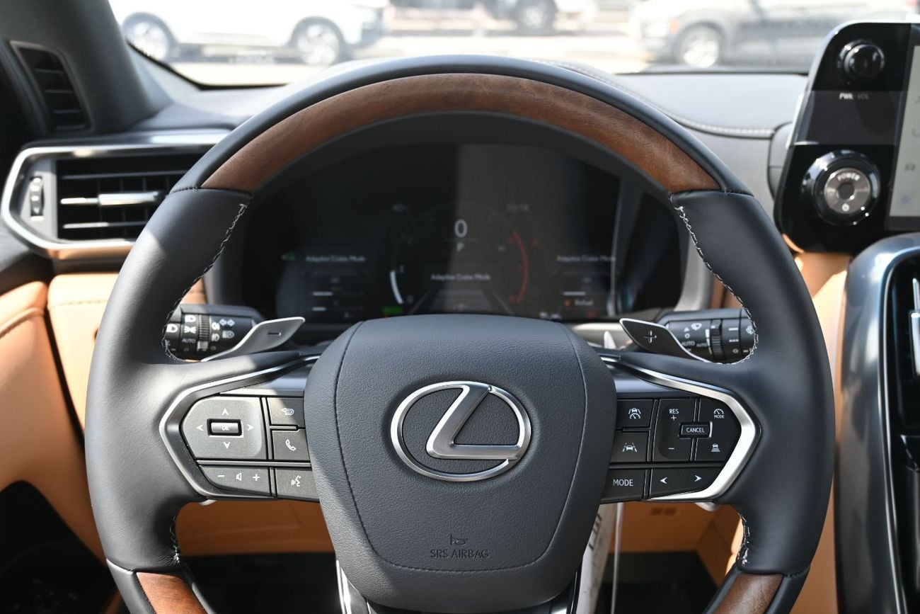 لكزس LX 700h Lexus LX700h Signature 3.5L Twin-Turbo + Hybrid V6, Model 2025, Color Green inside Tan