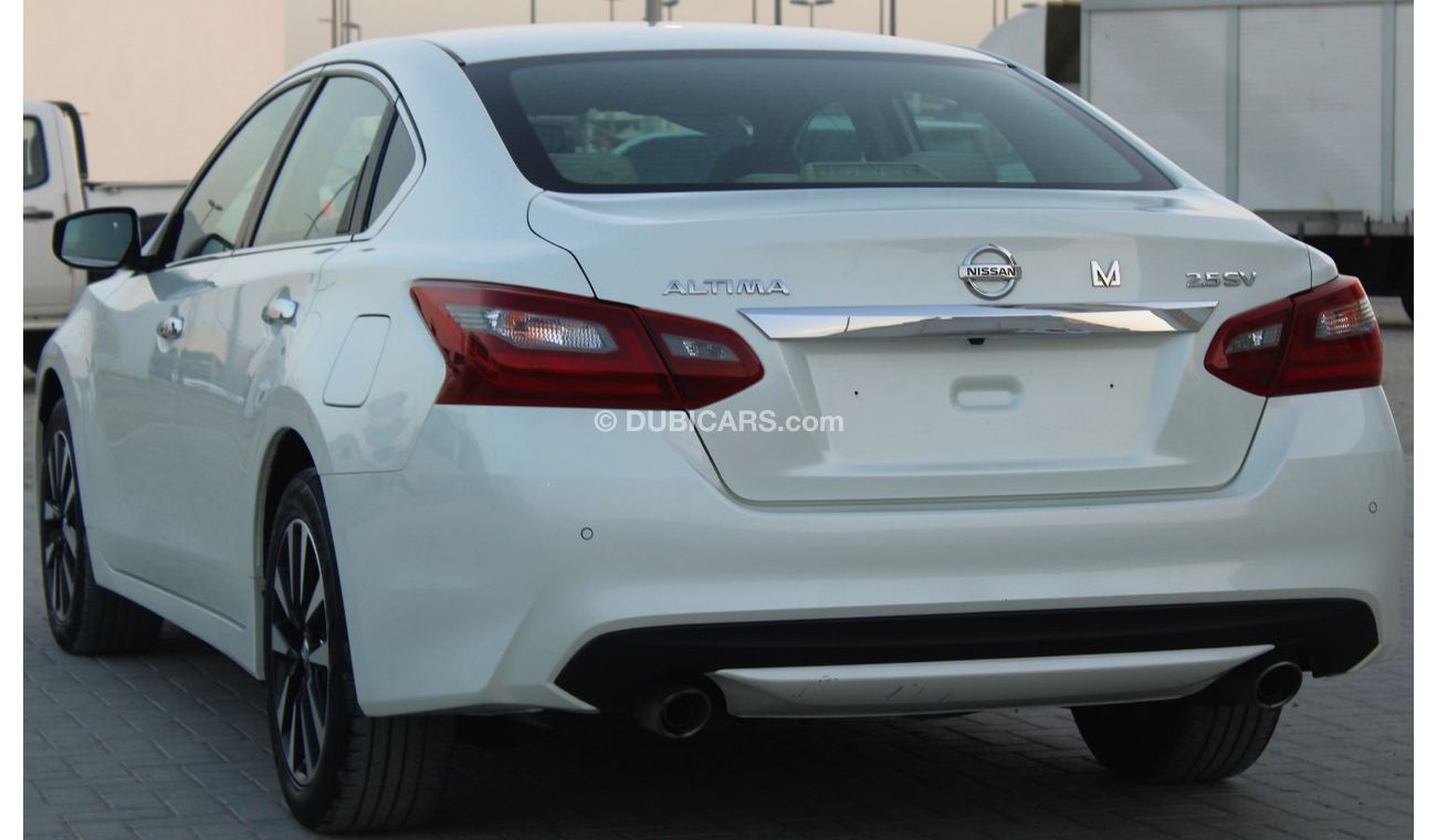 نيسان ألتيما SV نيسان التيما 2018 خليجي بحالة ممتازة بدون صبغ بدون حوادث