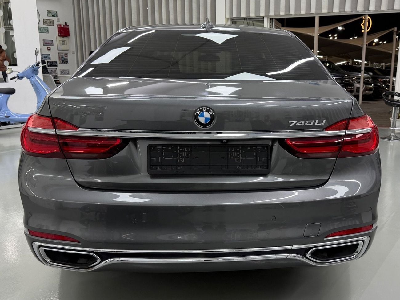BMW 740Li Luxury 3.0L (335 HP)