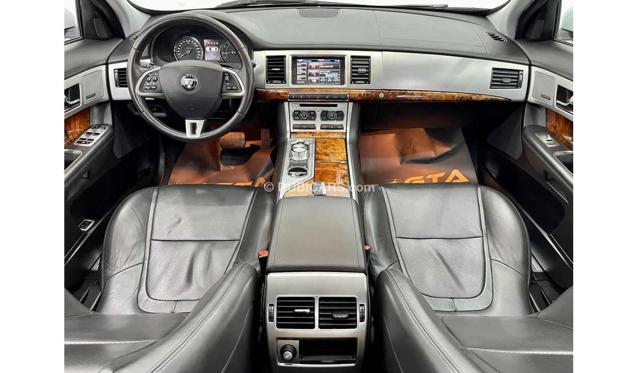 Jaguar XF Premium Luxury 2015 Jaguar XF 3.0 SC, Full Service History, GCC