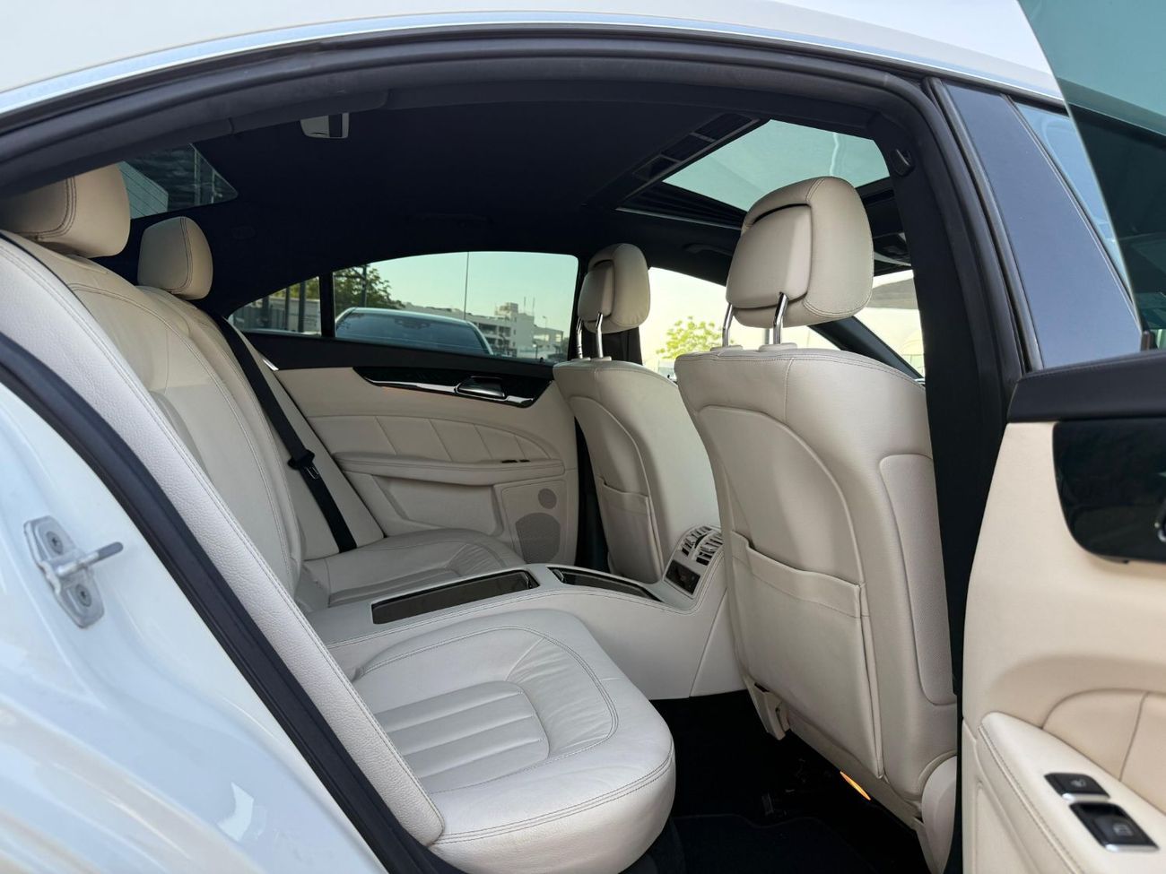 مرسيدس بنز CLS 400